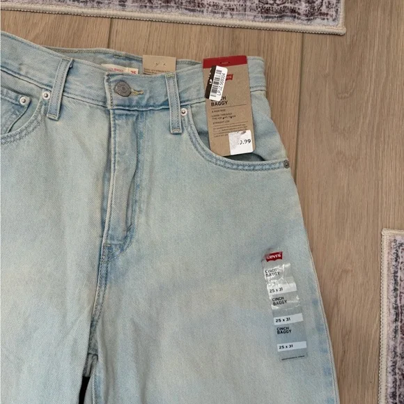 Levi's Light Blue Cinch Baggy Wide Leg Jeans - Picture 2 of 5